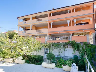 Ferienwohnung für 4 Personen (45 m²) in Lopar 1/10