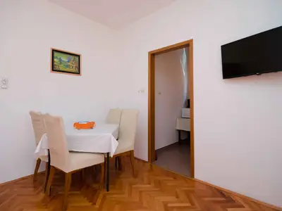 Ferienwohnung für 4 Personen (45 m²) in Lopar 6/10