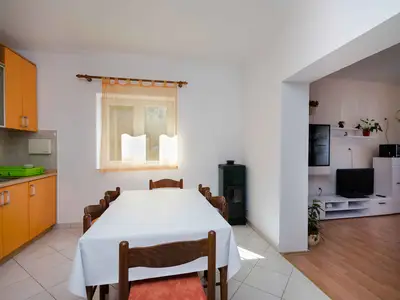 Ferienwohnung für 4 Personen (85 m²) in Lopar 8/10