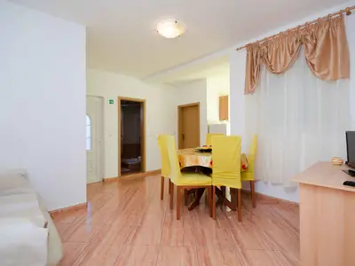 Ferienwohnung für 5 Personen (65 m²) in Lopar 6/10
