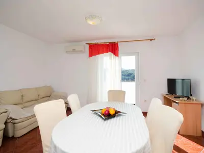 Ferienwohnung für 5 Personen (65 m²) in Lopar 10/10