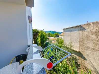 Ferienwohnung für 3 Personen (33 m²) in Lopar 3/10