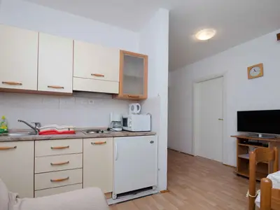 Ferienwohnung für 3 Personen (33 m²) in Lopar 7/10