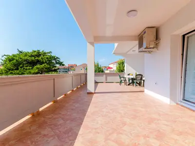 Ferienwohnung für 5 Personen (90 m²) in Lopar 3/10