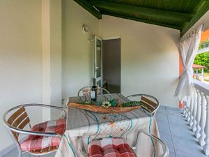 24033544-Ferienwohnung-5-Lopar-300x225-2