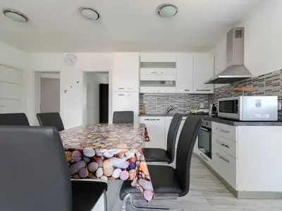 Ferienwohnung für 5 Personen (90 m²) in Lopar 10/10