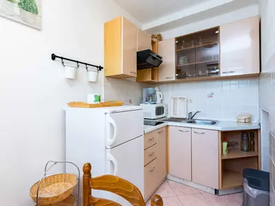 Ferienwohnung für 4 Personen (40 m²) in Lopar 8/10