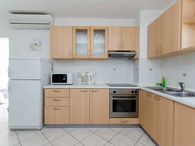 Ferienwohnung für 5 Personen (58 m²) in Lopar 8/10