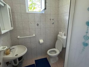 22019965-Ferienwohnung-6-Lopar-300x225-5