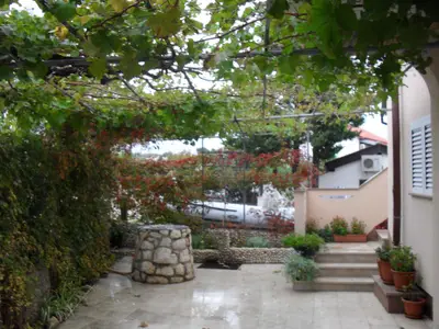 Ferienwohnung für 4 Personen (50 m²) in Lopar 6/10