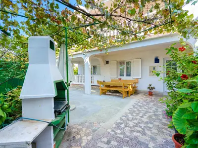 Ferienwohnung für 4 Personen (80 m²) in Lopar 9/10