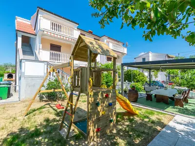 Ferienwohnung für 2 Personen (35 m²) in Lopar 1/10