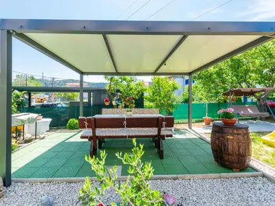 Ferienwohnung für 2 Personen (35 m²) in Lopar 3/10