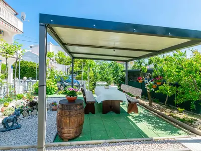 Ferienwohnung für 2 Personen (35 m²) in Lopar 4/10