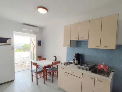 Ferienwohnung für 4 Personen (55 m²) in Lopar 10/10