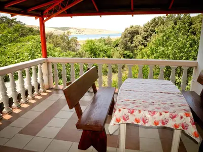 Ferienwohnung für 2 Personen (40 m²) in Lopar 3/10