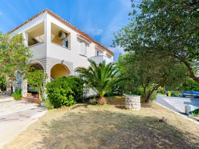 Ferienwohnung für 4 Personen (40 m²) in Lopar 1/10