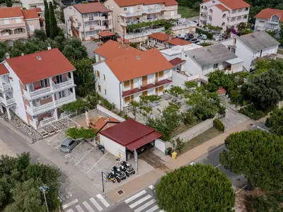 Ferienwohnung für 3 Personen (45 m²) in Lopar 2/10