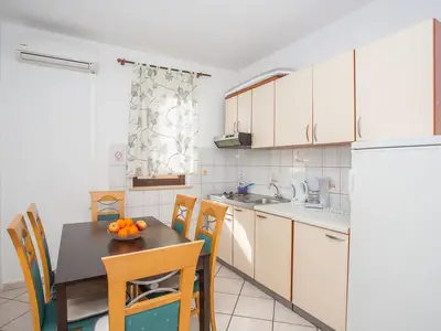 Ferienwohnung für 5 Personen (45 m²) in Lopar 9/10