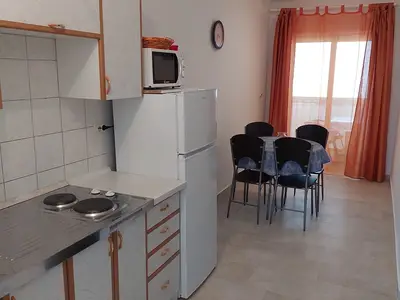 Ferienwohnung für 4 Personen (48 m²) in Lopar 9/10