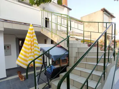 Ferienwohnung für 4 Personen (55 m²) in Lopar 3/10
