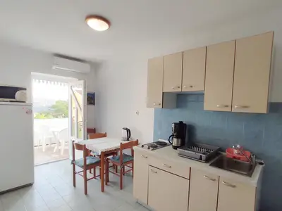 Ferienwohnung für 4 Personen (55 m²) in Lopar 4/10