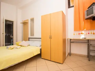 Ferienwohnung für 2 Personen (30 m²) in Lopar 4/10