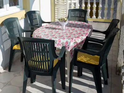 Ferienwohnung für 9 Personen (90 m²) in Lopar 3/10