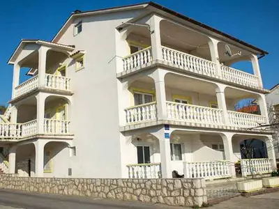 Ferienwohnung für 9 Personen (90 m²) in Lopar 4/10