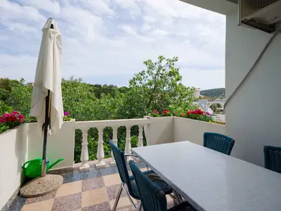 Ferienwohnung für 4 Personen (55 m²) in Lopar 1/10