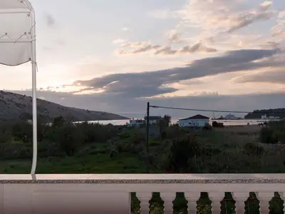 Ferienwohnung für 5 Personen (50 m²) in Lopar 2/10