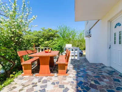 Ferienwohnung für 6 Personen (65 m²) in Lopar 8/10