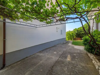 Ferienwohnung für 5 Personen (60 m²) in Lopar 10/10