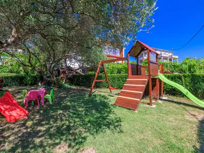 Ferienwohnung für 6 Personen (80 m²) in Lopar 8/10