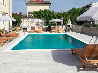 pool