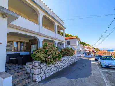 Ferienwohnung für 5 Personen (65 m²) in Lopar 4/10