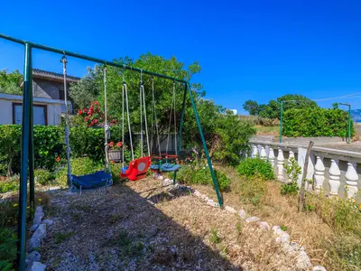 Ferienwohnung für 8 Personen (90 m²) in Lopar 10/10