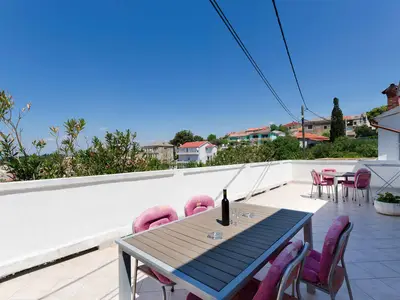 Ferienwohnung für 6 Personen (80 m²) in Lopar 8/10