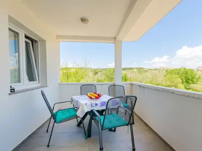 Ferienwohnung für 5 Personen (65 m²) in Lopar 8/10