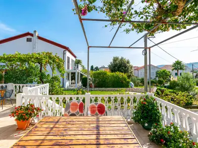 Ferienwohnung für 2 Personen (35 m²) in Lopar 6/10