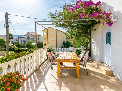 Ferienwohnung für 2 Personen (35 m²) in Lopar 7/10