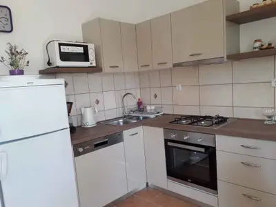 Ferienwohnung für 6 Personen (65 m²) in Lopar 10/10