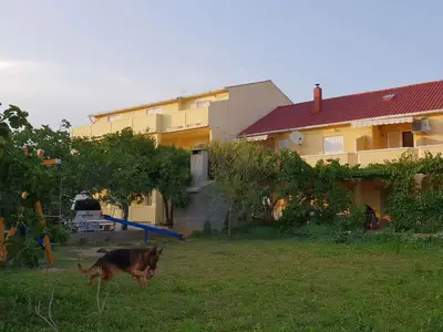 Ferienwohnung für 5 Personen (50 m²) in Lopar 2/10