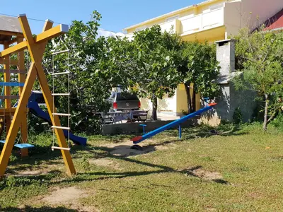 Ferienwohnung für 5 Personen (50 m²) in Lopar 3/10