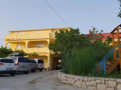 Ferienwohnung für 7 Personen (65 m²) in Lopar 6/10