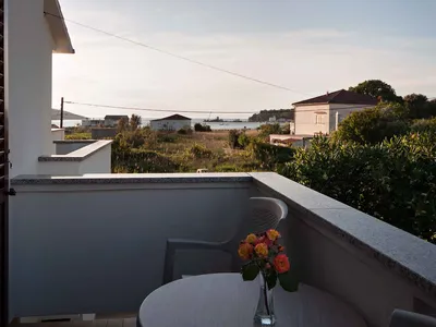 Ferienwohnung für 3 Personen (24 m²) in Lopar 1/10