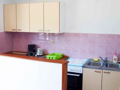 Ferienwohnung für 3 Personen (65 m²) in Lopar 3/10