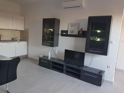 Ferienwohnung für 4 Personen (59 m²) in Lopar 5/10