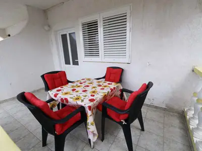 Ferienwohnung für 5 Personen (40 m²) in Lopar 4/10