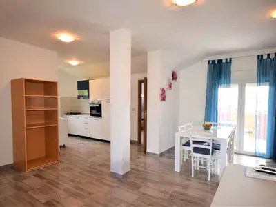Ferienwohnung für 6 Personen (95 m²) in Lopar 8/10